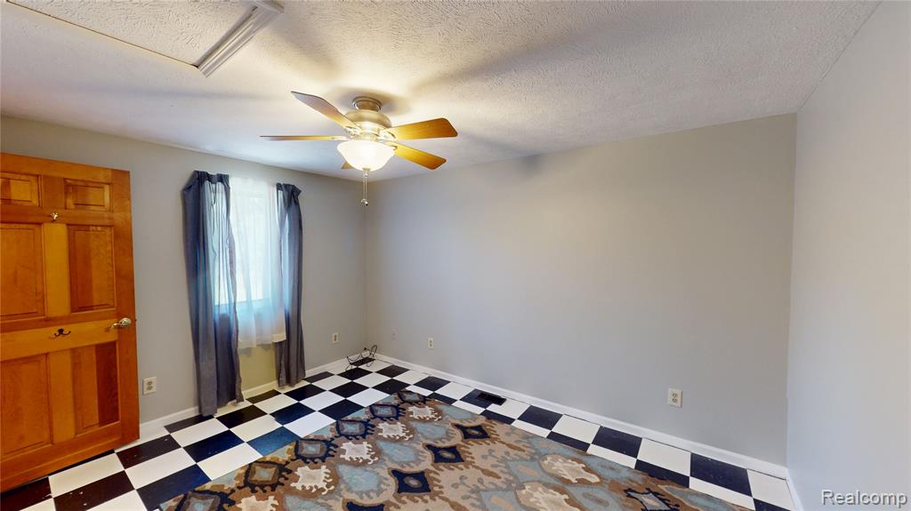 4606 S Bill Road, Durand, MI 48429 — Photo 31