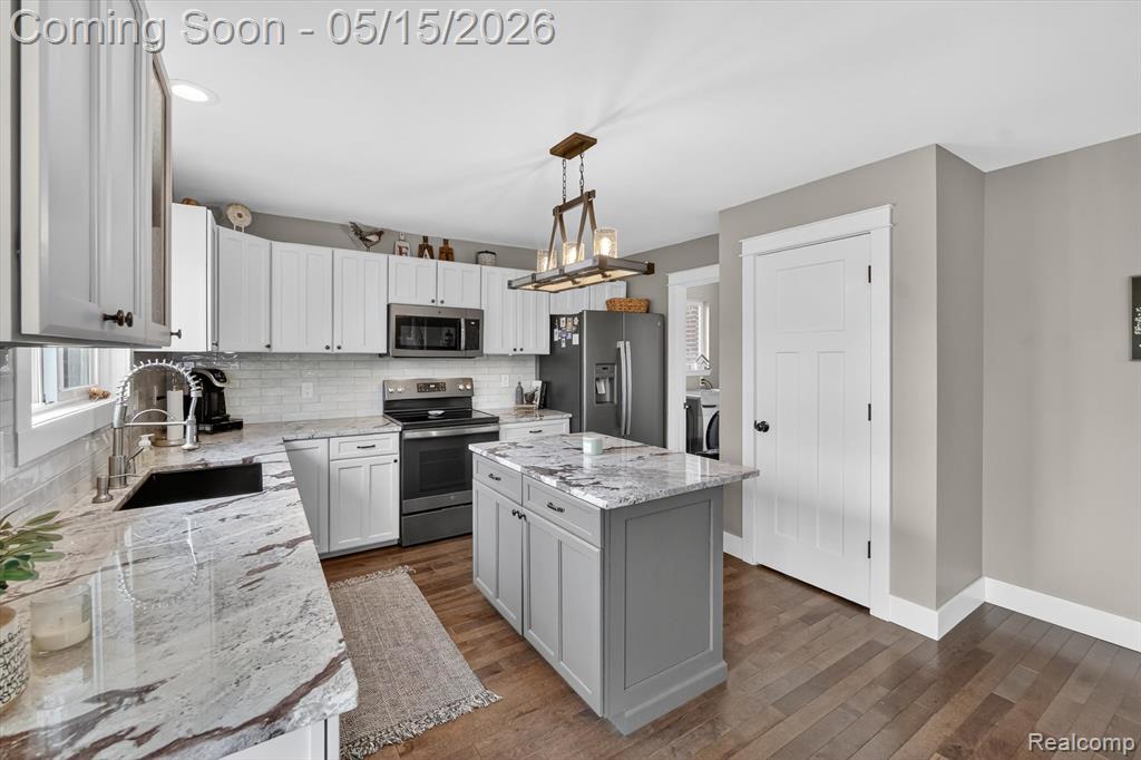 10119 Otter Drive, South Lyon, MI 48178 — Photo 13