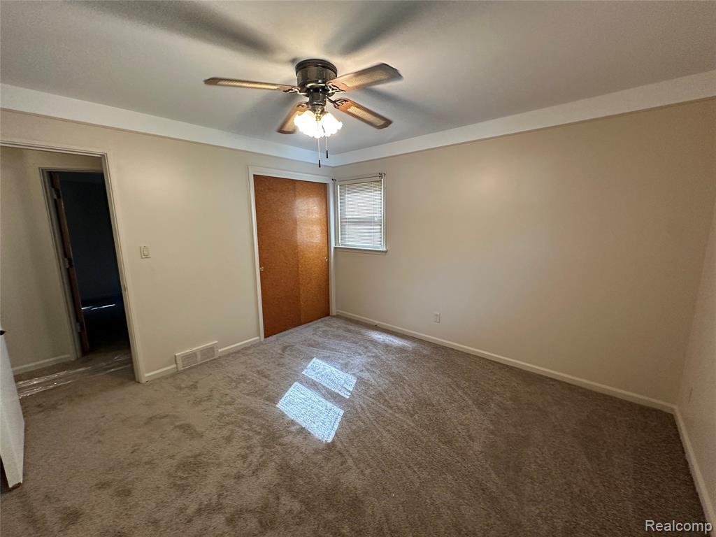 8981 Leverne, Redford, MI 48239 — Photo 13