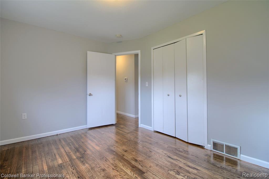 30081 Balmoral Street, Garden City, MI — Photo 15