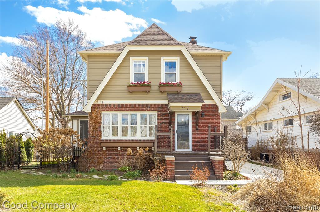 717 W 12 Mile Road, Royal Oak, MI 48073 — front exterior