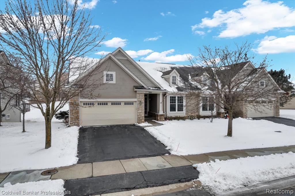 285 Stony Lake Drive, Oxford, MI 48371 — Photo 2