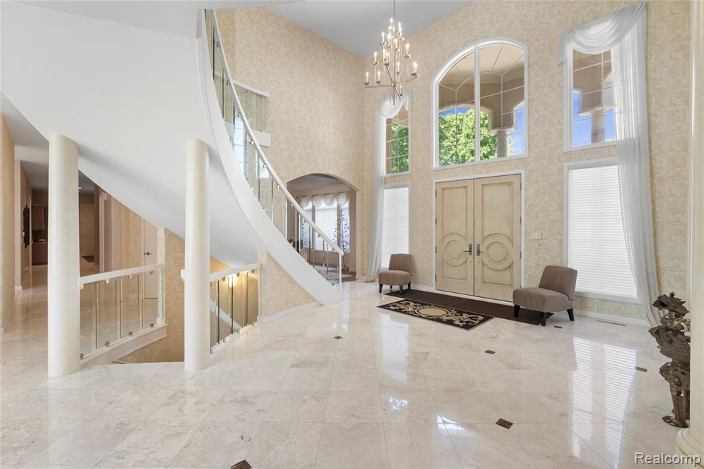 8479 Misty, Grand Blanc, MI 48439 — Photo 4