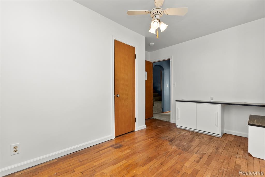 684 Greylock Street, Belleville, MI 48111 — Photo 24