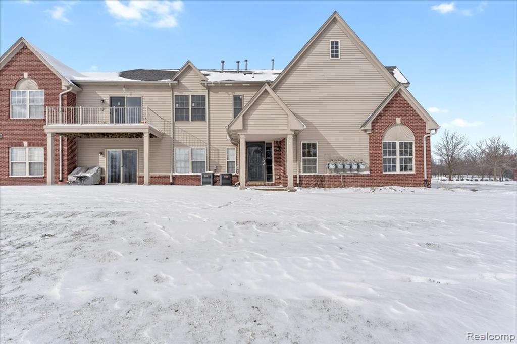 495 Addington Lane, Ann Arbor, MI 48108 — front exterior