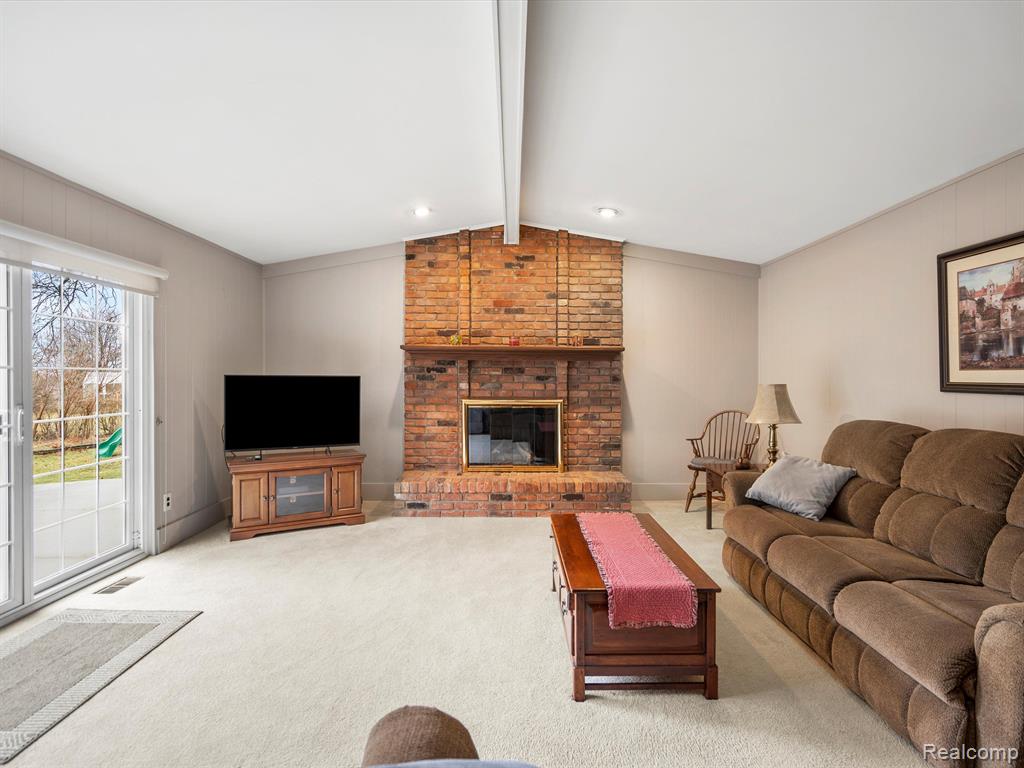 825 DARTFORD PLACE Drive, Rochester Hills, MI 48307 — Photo 16