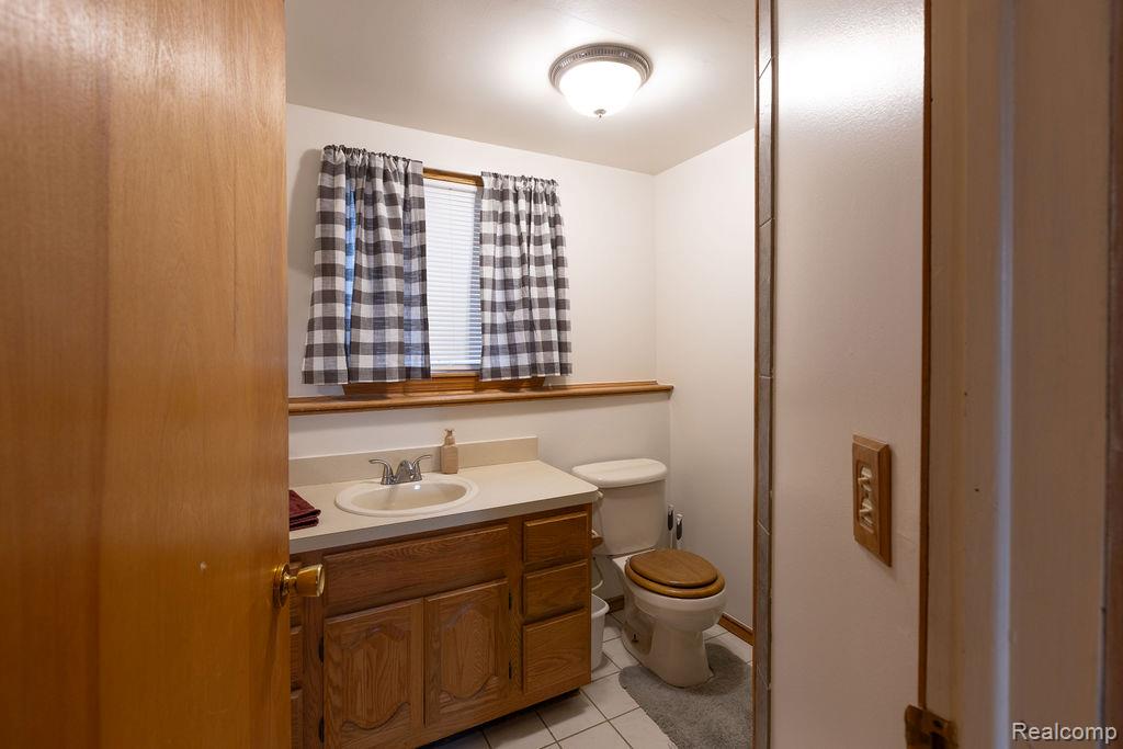 43428 Hartwick Drive, Sterling Heights, MI 48313 — Photo 41