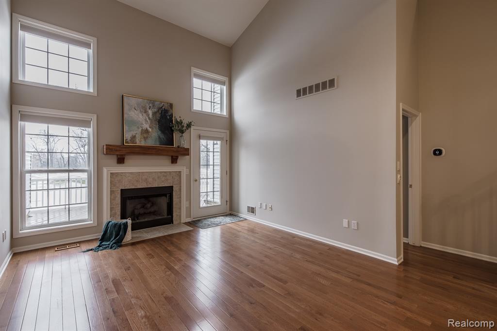 5710 Pinecroft Court, Clarkston, MI — Photo 8
