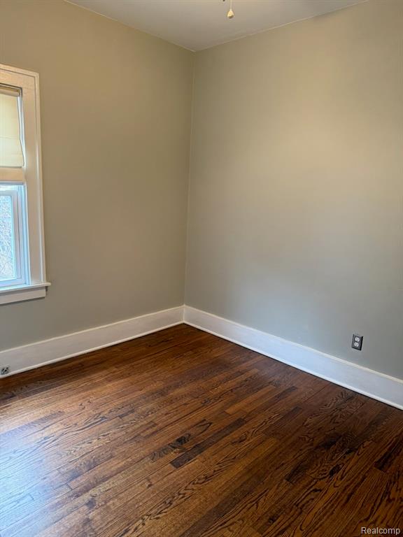 520 W Saratoga Street, Ferndale, MI 48220 — Photo 13
