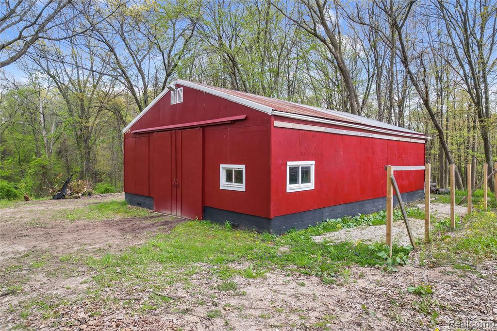 2300 Old Plank Road, Milford, MI 48381 — Photo 5