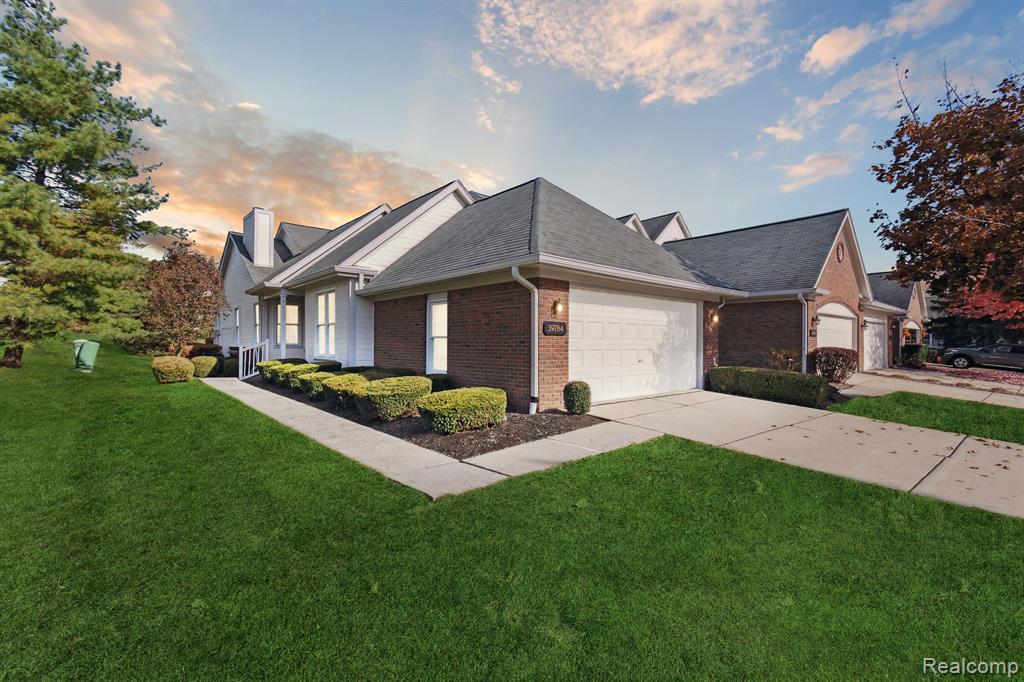 39784 GLENVIEW, Northville, MI 48168 — front exterior
