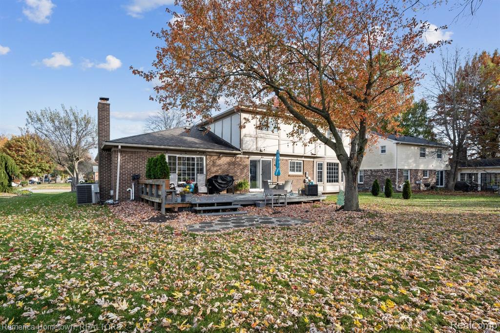 9829 N Canton Center Road, Plymouth, MI 48170 — Photo 30