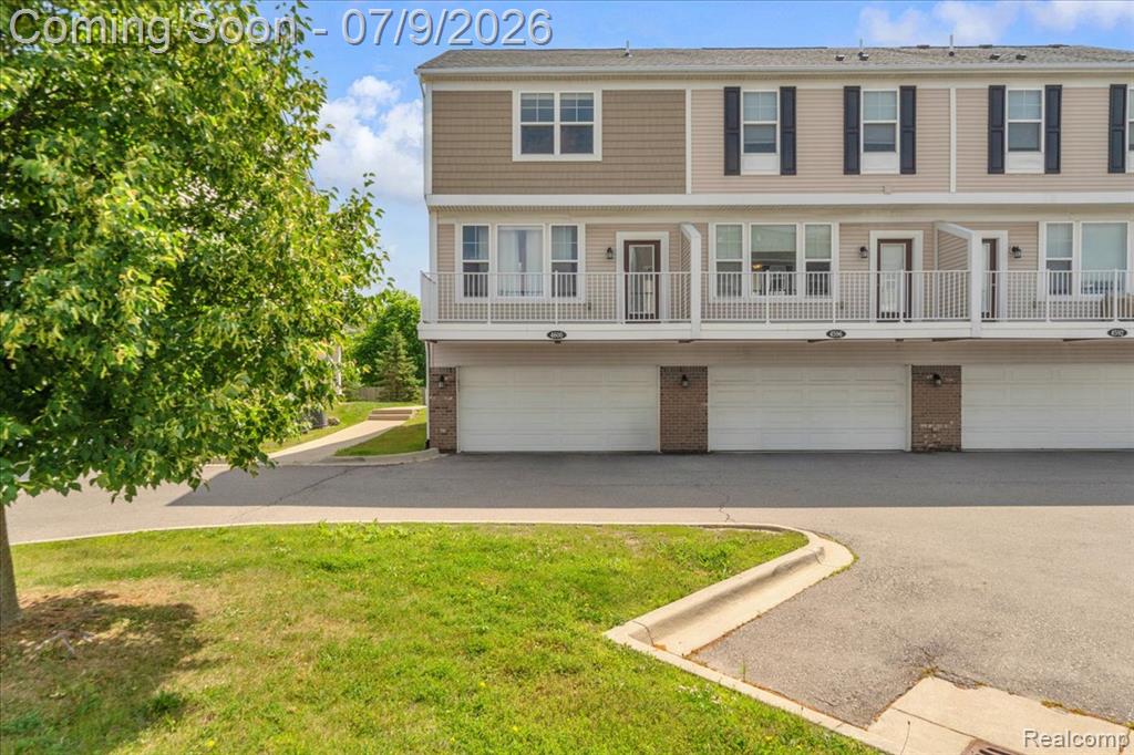4600 Bradley Circle, Troy, MI 48085 — Photo 23