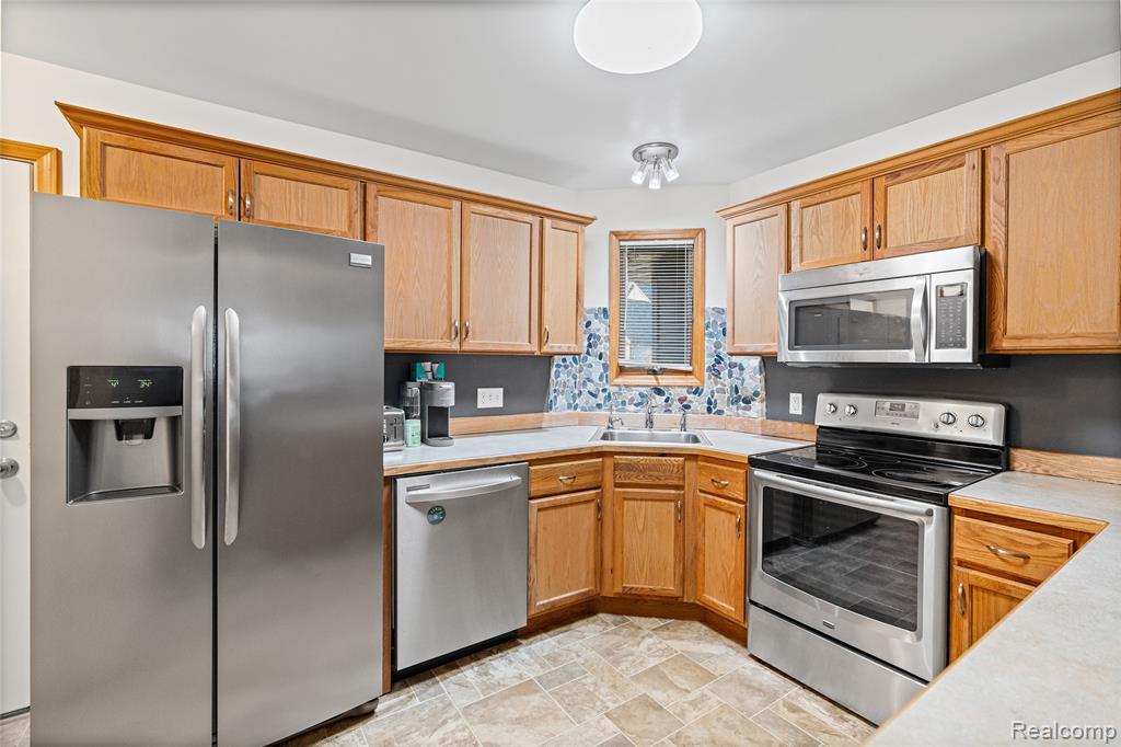 1449 Sunset Boulevard, Flint, MI 48507 — Photo 13