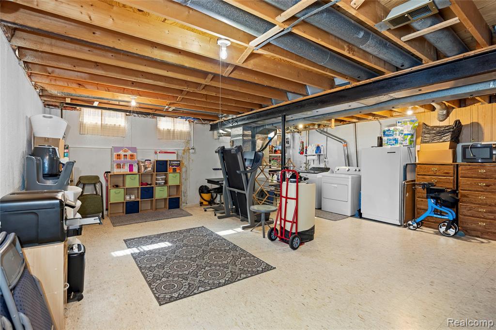1999 Windingway Drive, Wixom, MI 48393 — Photo 21