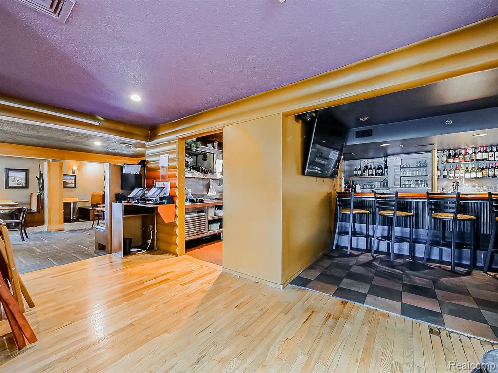 801 S LAPEER Road, Lake Orion, MI 48362 — Photo 26