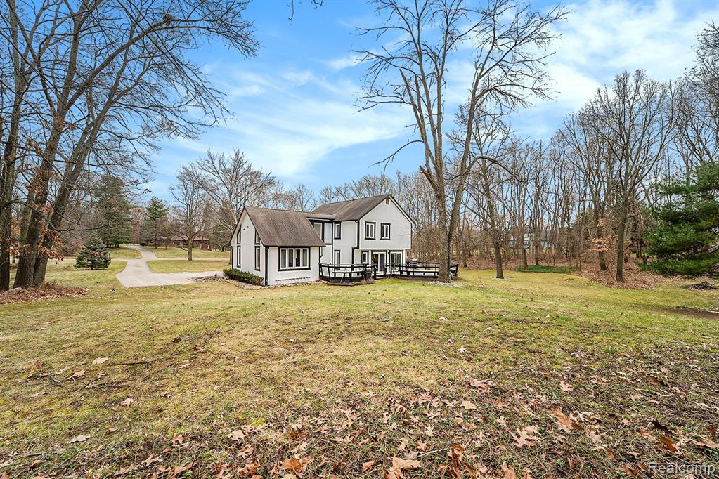 3638 Deer Run Drive, Brighton, MI 48114 — Photo 36