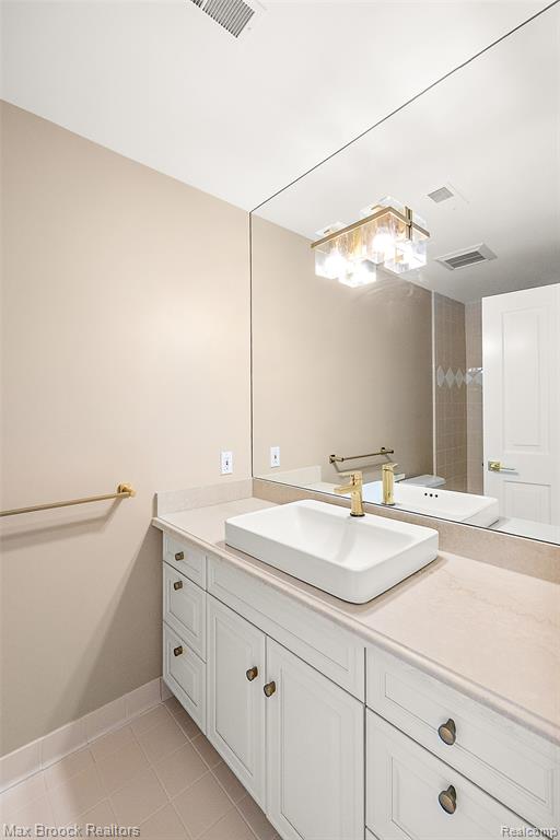 59 Hidden Ridge, Bloomfield Hills, MI 48304 — Photo 32