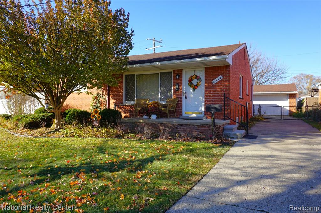 8563 Cavell Street, Westland, MI — Photo 31