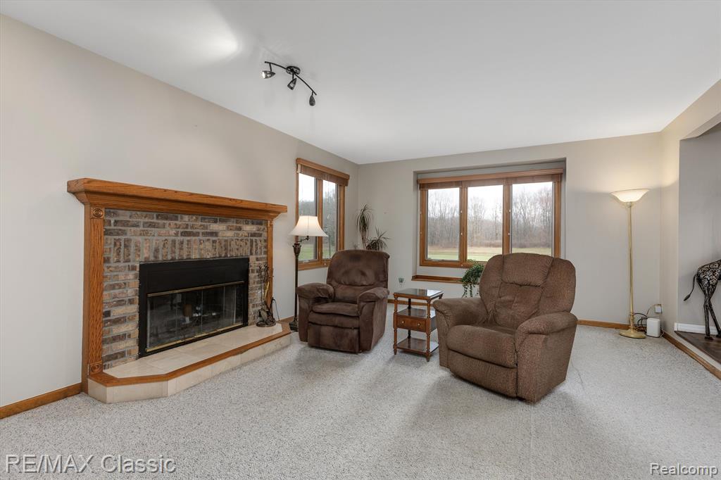 5850 MEADOWS Drive, Clarkston, MI 48348 — Photo 15