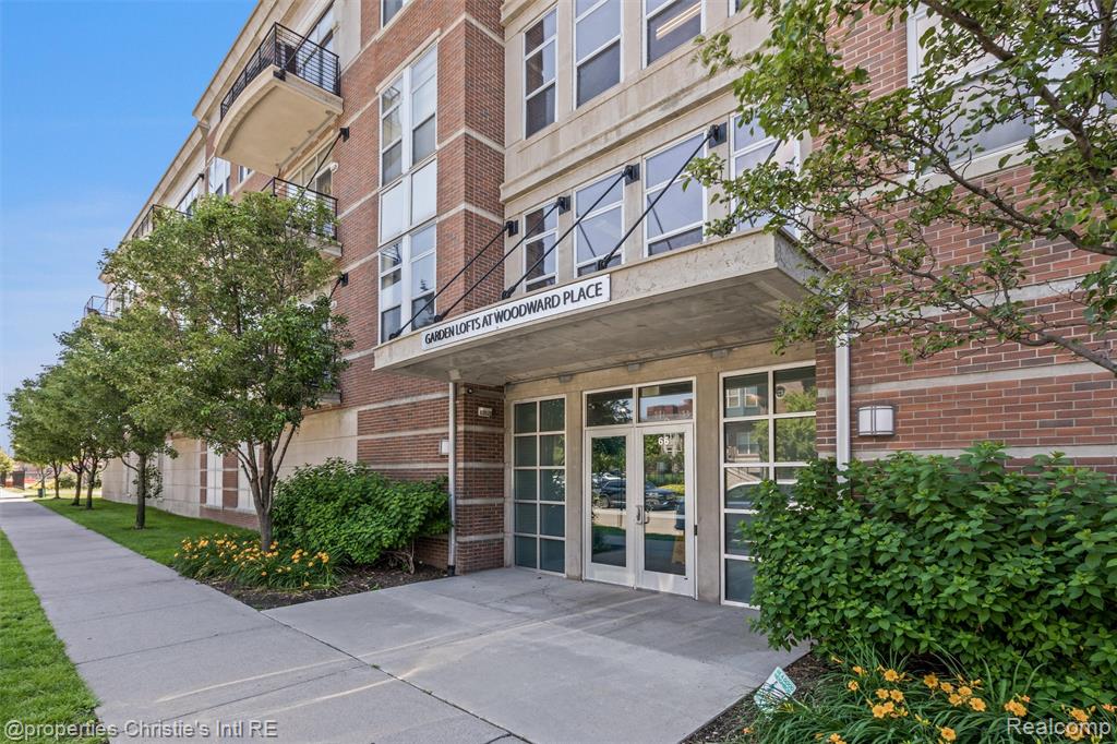 66 WINDER Street - Photo 3