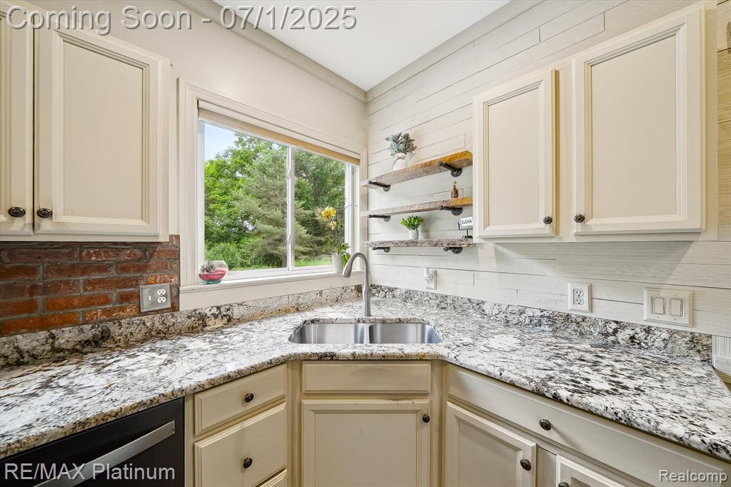 4209 Oak Street, Grand Blanc, MI 48439 — Photo 15