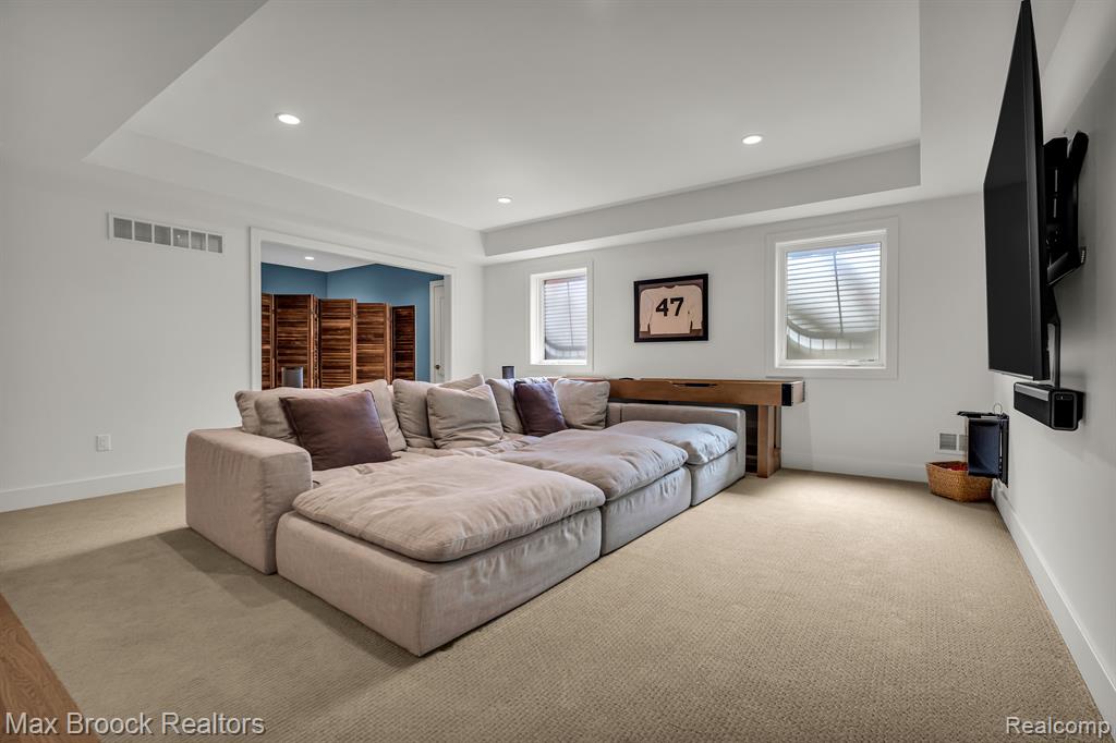 4887 WYE OAK Road, Bloomfield Hills, MI 48301 — Photo 34