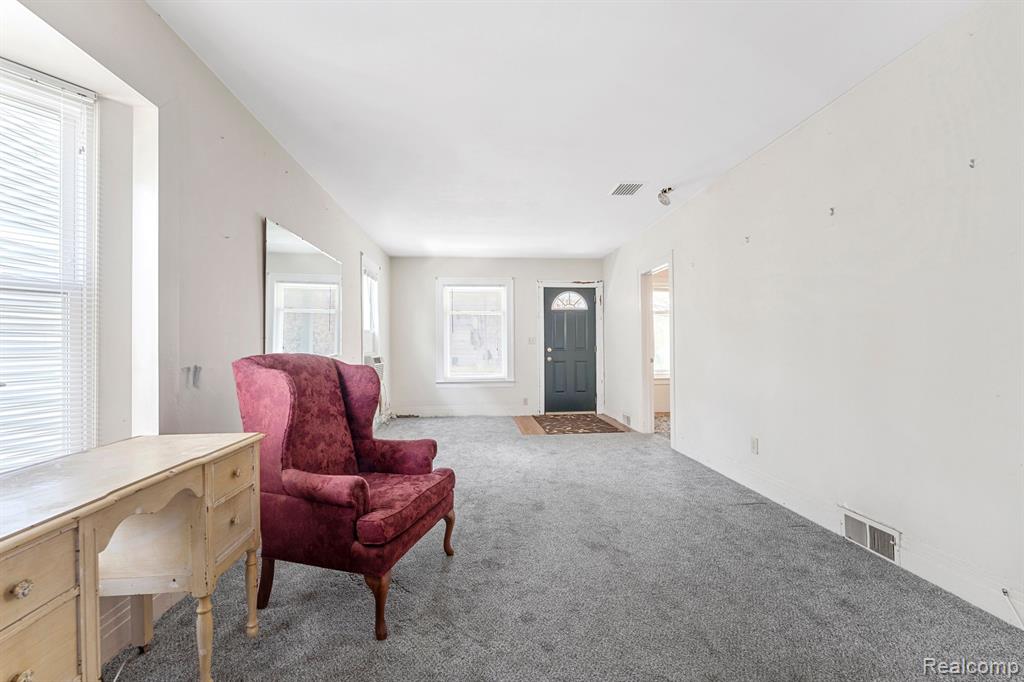 512 POPLAR Street, Wyandotte, MI 48192 — Photo 2