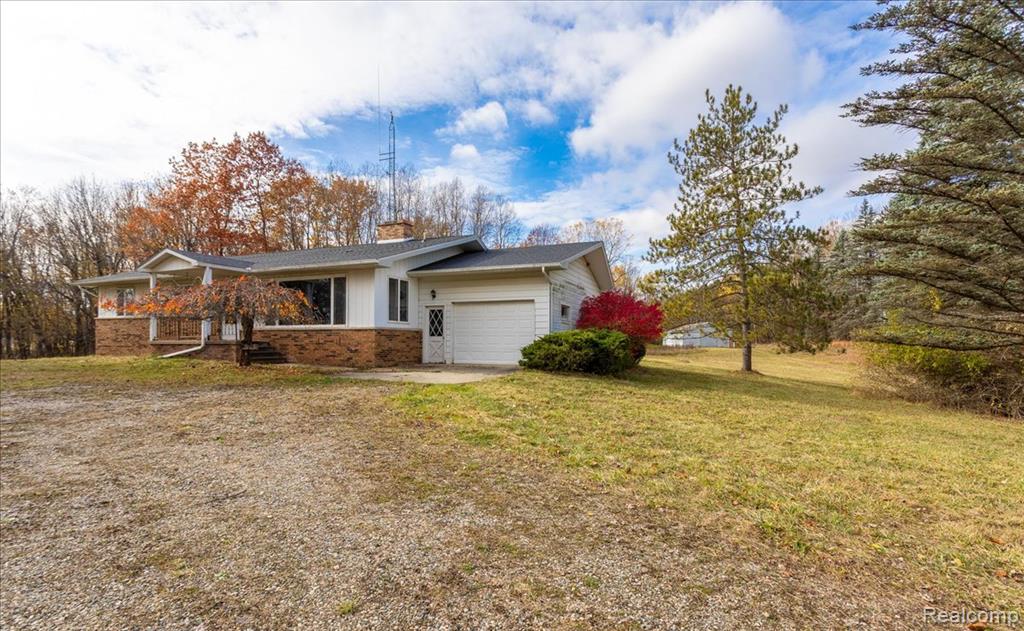 8465 Watson Road, Marlette, MI 48453 — Photo 3