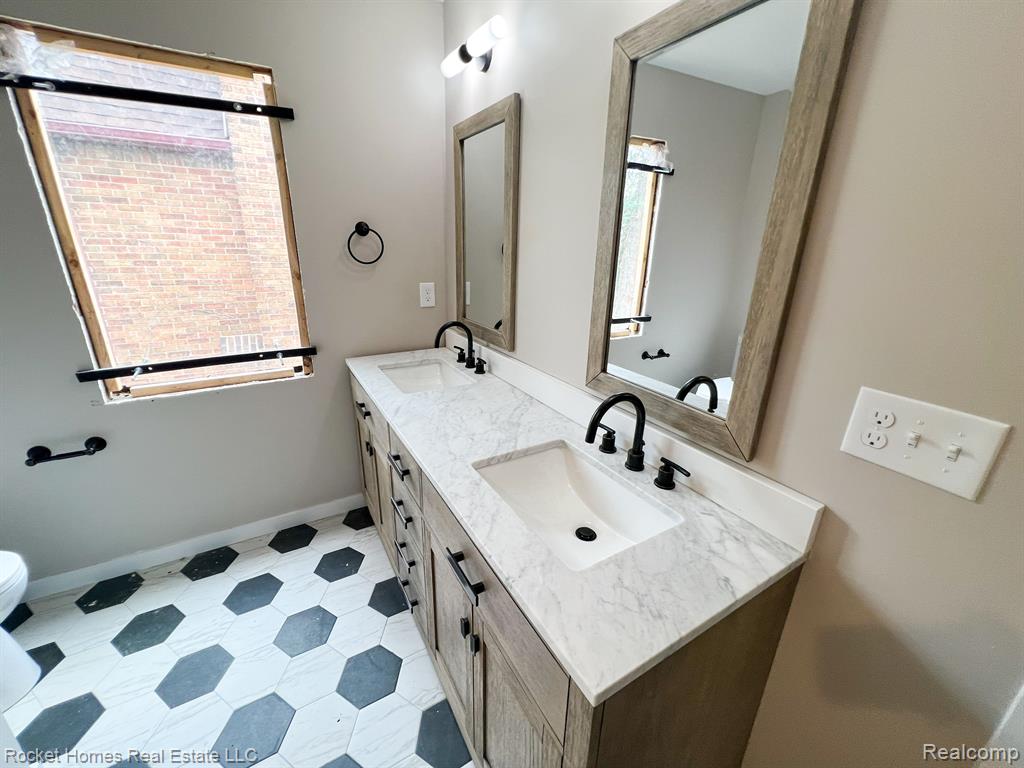4021 CORTLAND Street, Detroit, MI 48204 — Photo 13
