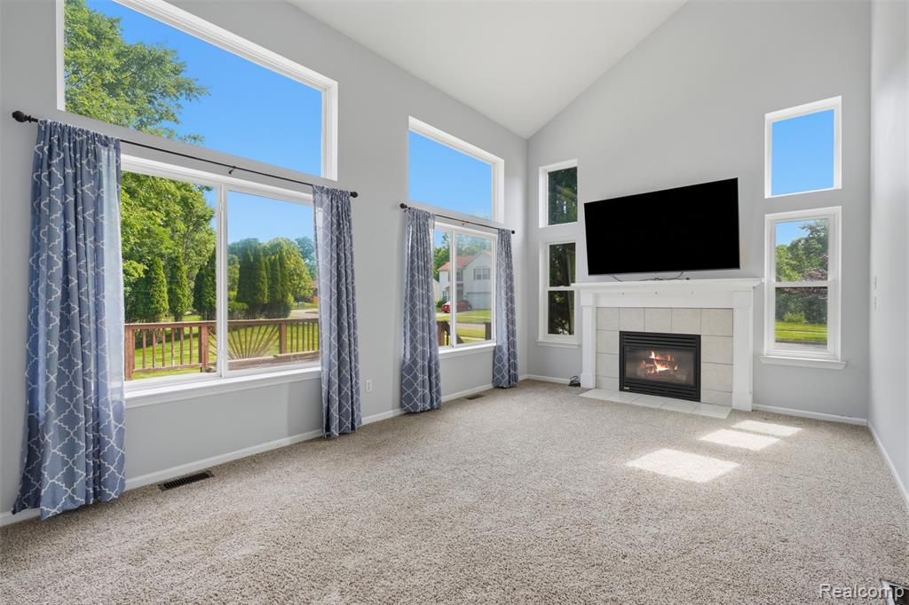 1099 Carriage Hill Drive, Fenton, MI 48430 — Photo 15