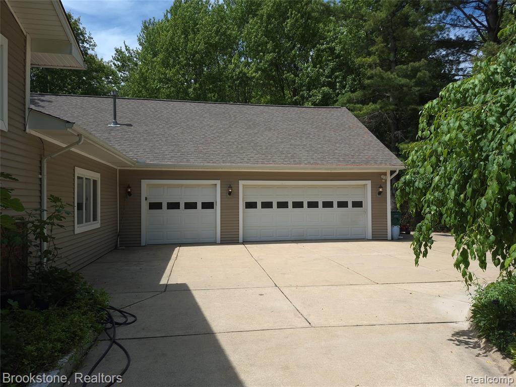 5910 Spring Valley Lane, Dryden, MI 48428 — Photo 4