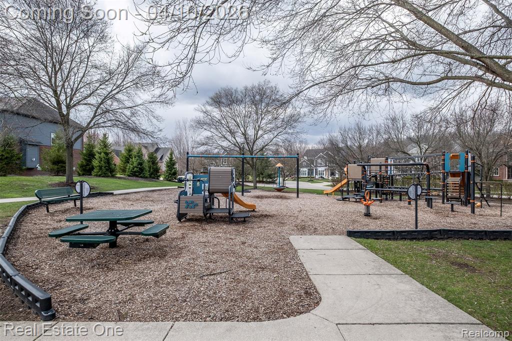 5947 Strawberry Circle, Commerce Twp, MI 48382 — Photo 75