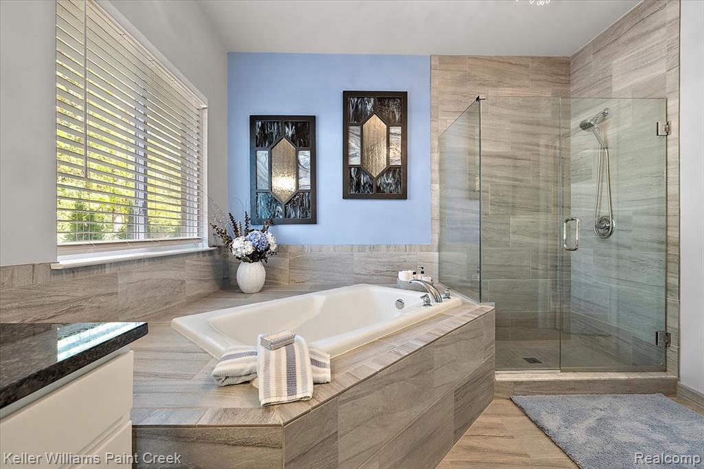 84 Greenan Lane, Lake Orion, MI 48362 — Photo 13