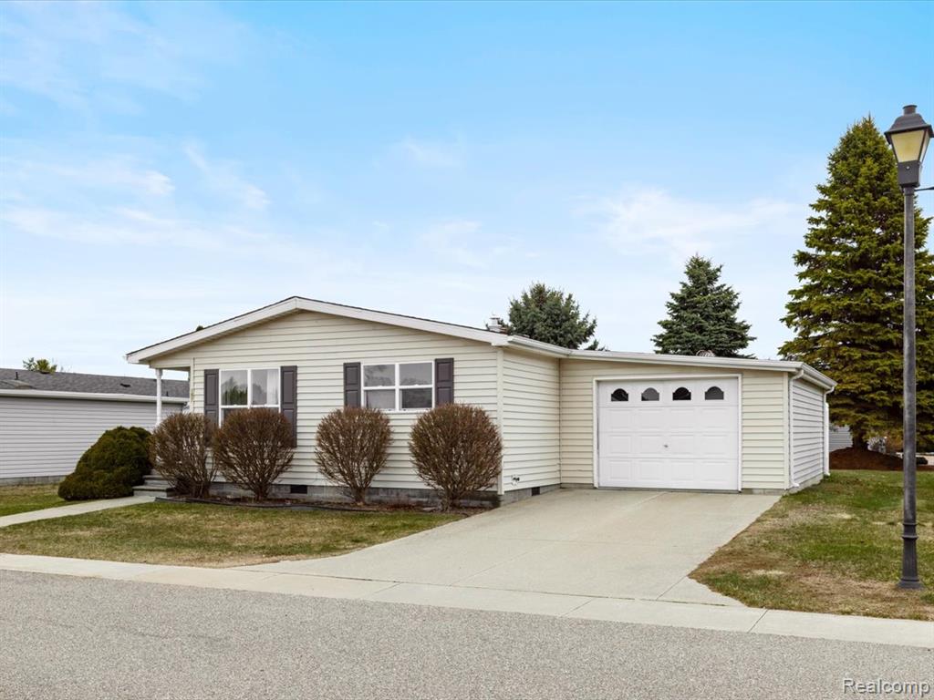 4333 24th #187 Avenue, Fort Gratiot, MI 48059 — Photo 2