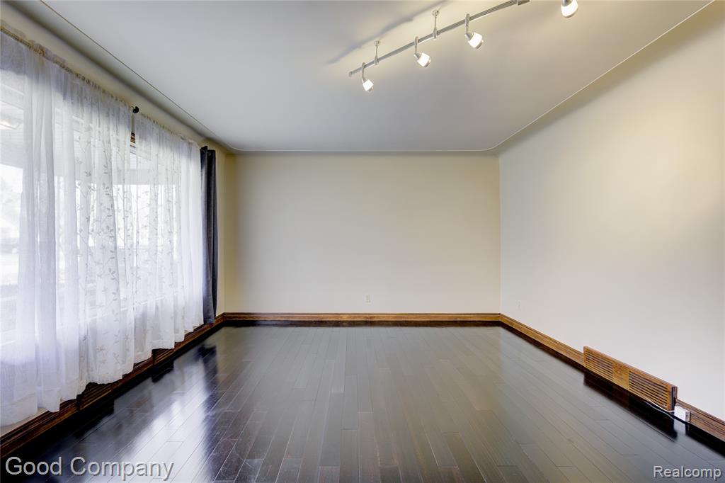 53400 Tundra Drive, Shelby Twp, MI 48316 — Photo 4