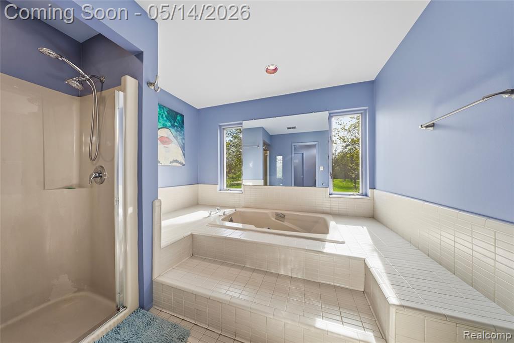 8727 Sarah Lane, Grosse Ile, MI 48138 — Photo 36