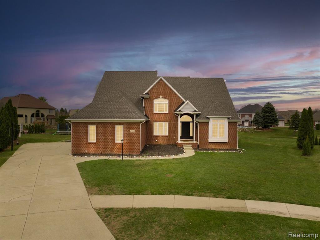 47530 ECHO Court, Shelby Twp, MI 48315 — Photo 2