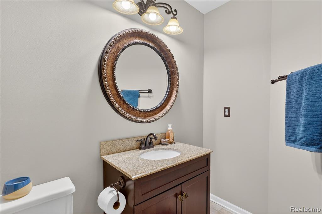 16147 Silvercrest Drive, Fenton, MI 48430 — Photo 27