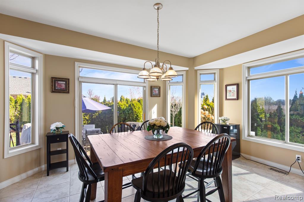 7689 BIRCH Lane, Shelby Twp, MI 48316 — Photo 14