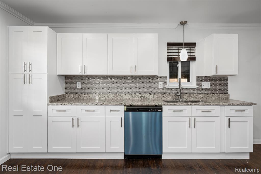 4296 Frazho Road, Warren, MI 48091 — Photo 10