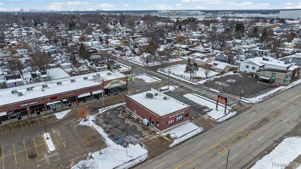 7512 9 Mile E, Macomb, MI 48091 — Photo 5