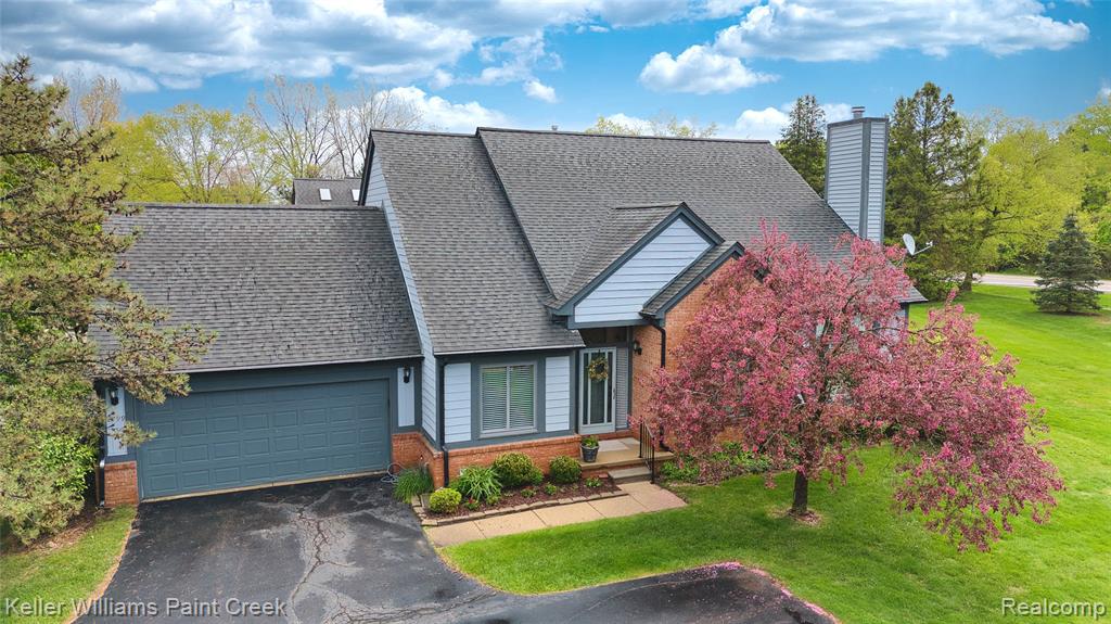 2799 Lochmoor Boulevard, Lake Orion, MI — Photo 3