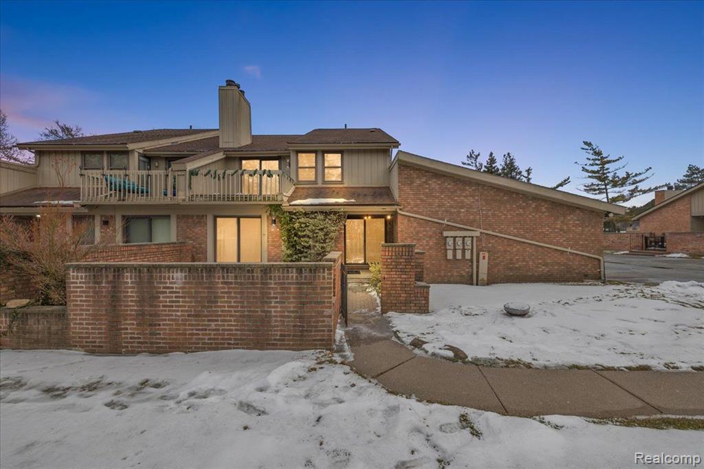 1570 S HILL Boulevard, Bloomfield Hills, MI 48304 — front exterior