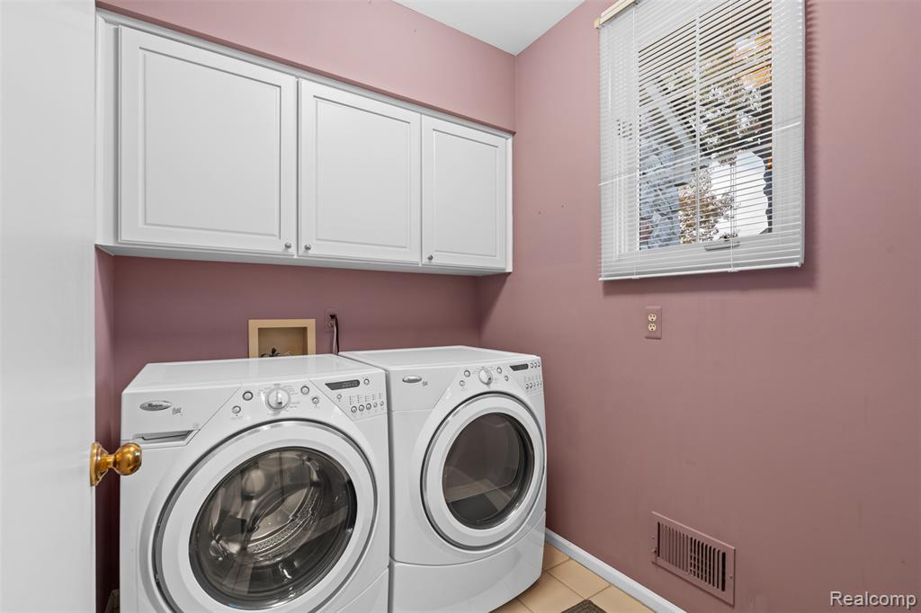 818 Edgemont Run, Bloomfield Hills, MI 48304 — Photo 17