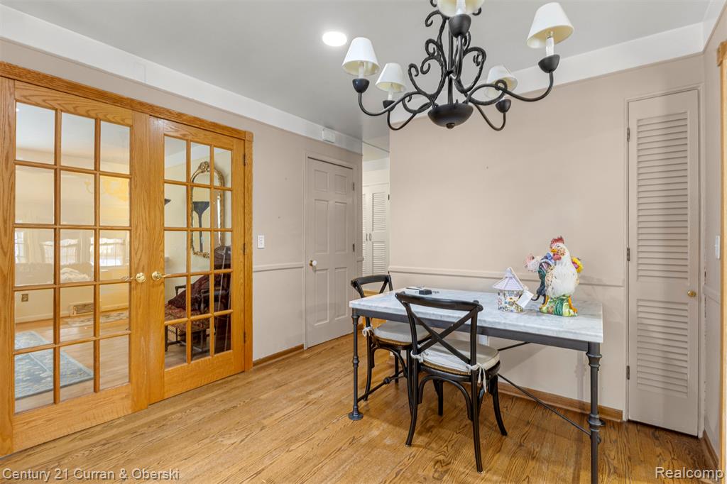 7941 N Charlesworth Street, Dearborn Heights, MI 48127 — Photo 12