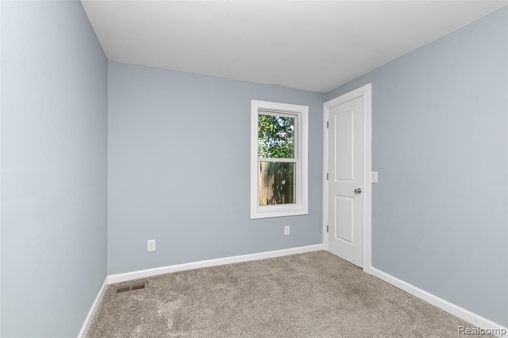178 Lamay Avenue, Ypsilanti, MI 48198 — Photo 31