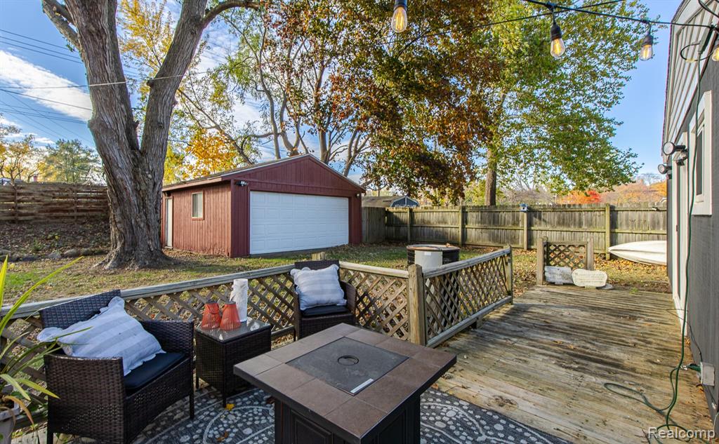 4083 Ledgestone Drive, Waterford, MI 48329 — Photo 32
