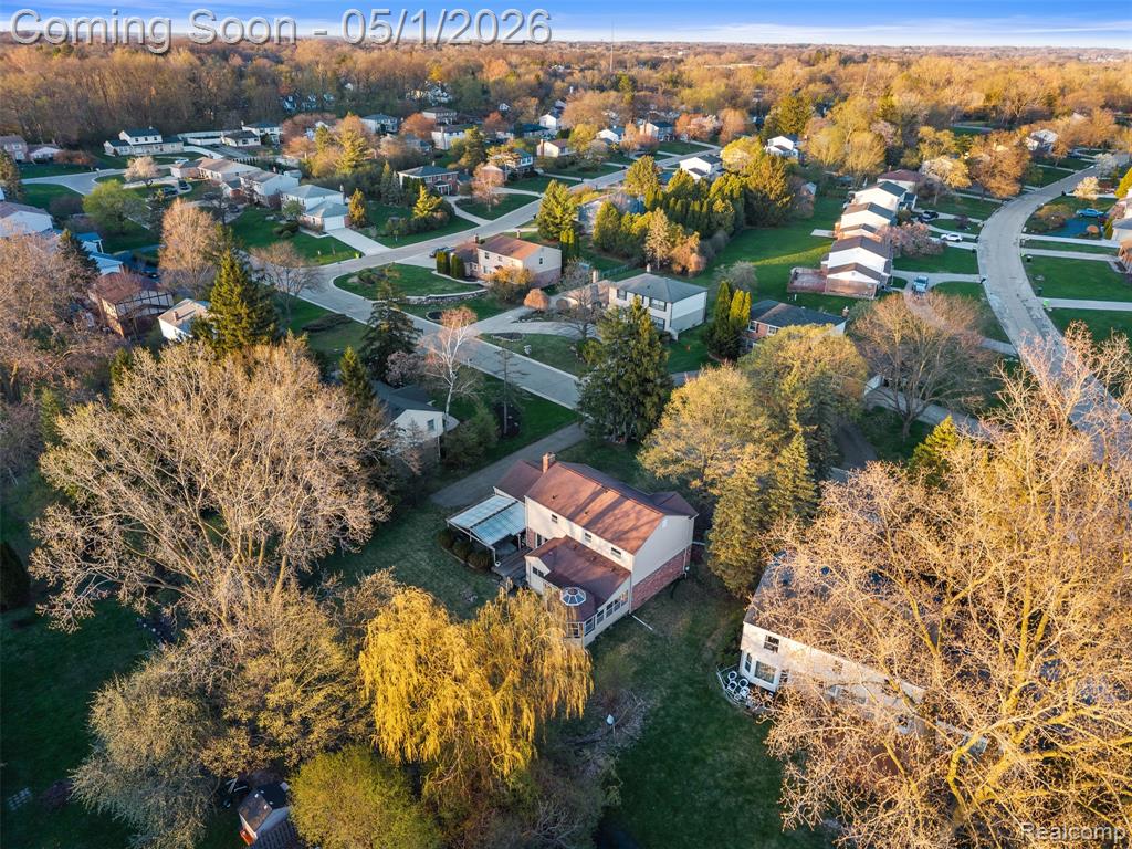 5686 Stratford Drive, West Bloomfield, MI — Photo 48