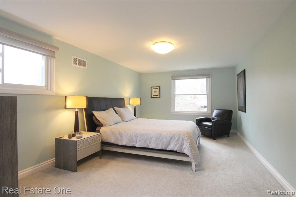 6749 ALDERLEY Way, West Bloomfield, MI — Photo 27